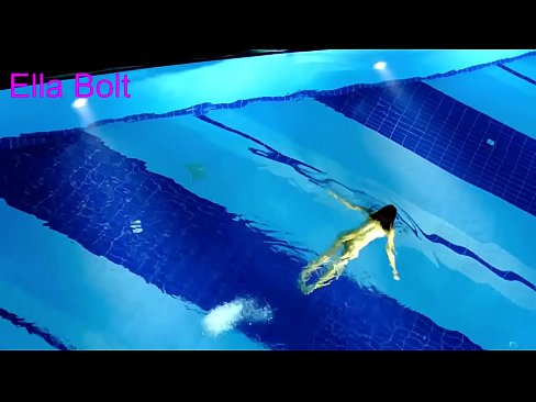 ❤️ Abdi teu tiasa ngeureunkeun nonton, pirang ngora bray ngojay buligir di ELLA bolt Resort kolam renang ❤️❌ porno dina su.doujin-sexy.ru ❤